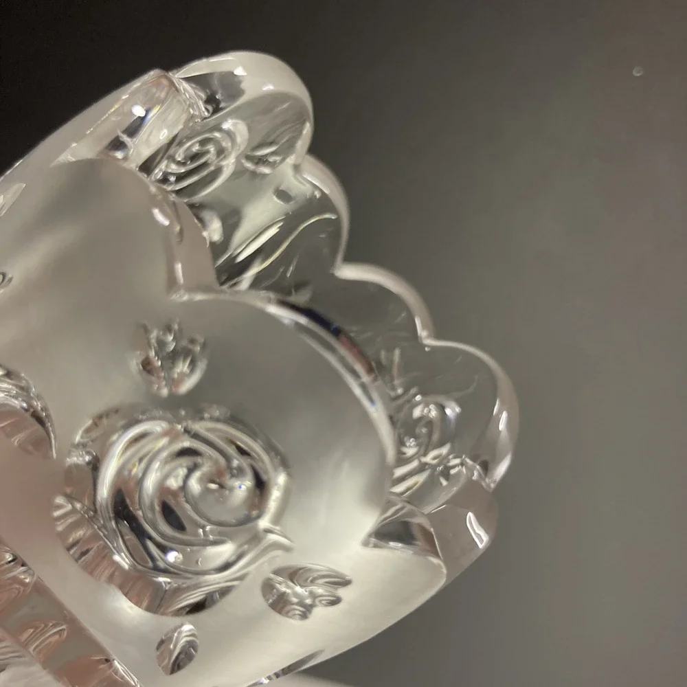 Vtg Oneida Crystal Southern Garden Rose Flower Bud Vase,‎ 7 inches